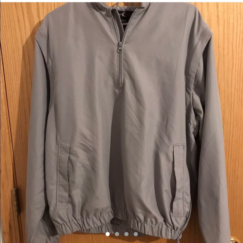 Trés Bien Windbreaker